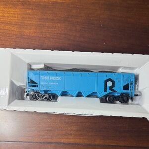 AHM THE ROCK HO Scale Open Hopper Coal Car (New)